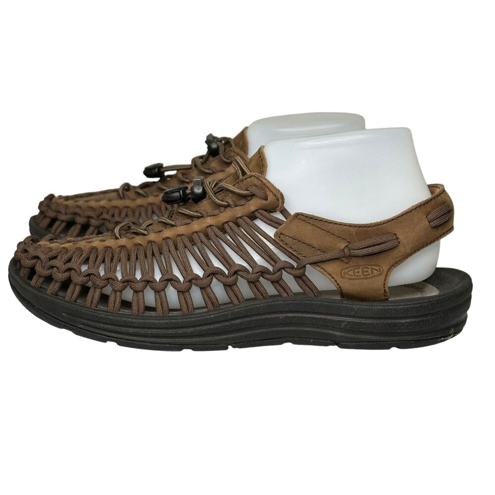 Keen Uneek Women’s 7 Sandals Water Shoes Brown Slingback Two Bungee Cord Hiking